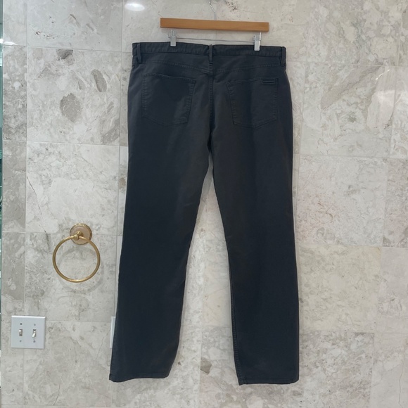 BURBERRY {38R} Men's Cotton Pants / Jeans Styling Charcoal Gray Straight Leg - Picture 2 of 8